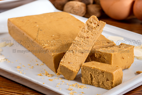 Turrón de Jijona o blando Artesano 300 g con 70% de almendra marcona